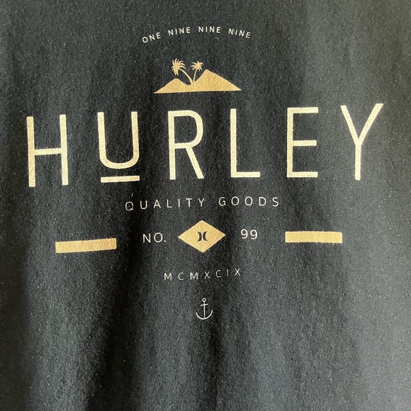 Hurley T-shirts - Picture 2 of 4
